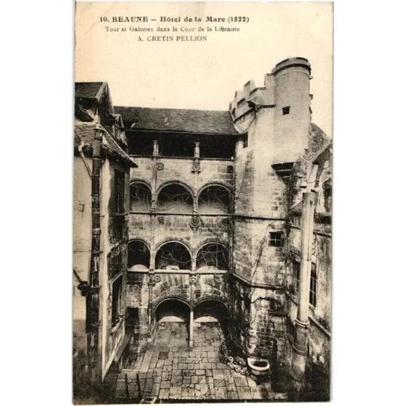 No. 10 BEAUNE- Hôtel de la Mare (1522) Tour et Galeries dans la Cour de Postcard - Picture 1 of 2